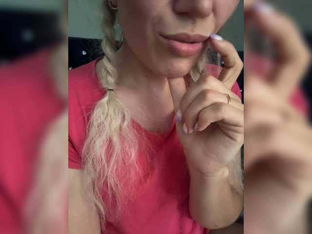 Roxi (Roxi13)