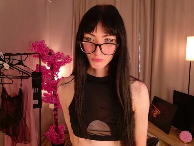 shy-princess live cam on BongaCams