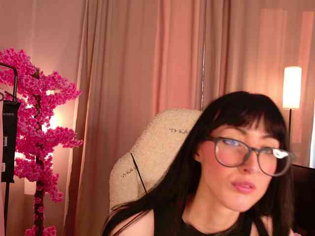 shy-princess webcam