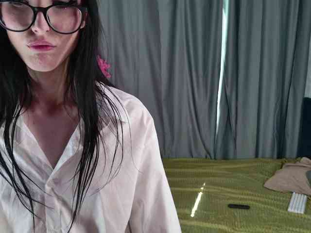 shy-princess webcam