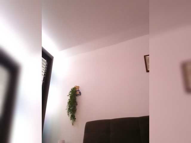 Florincristinel live cam on BongaCams