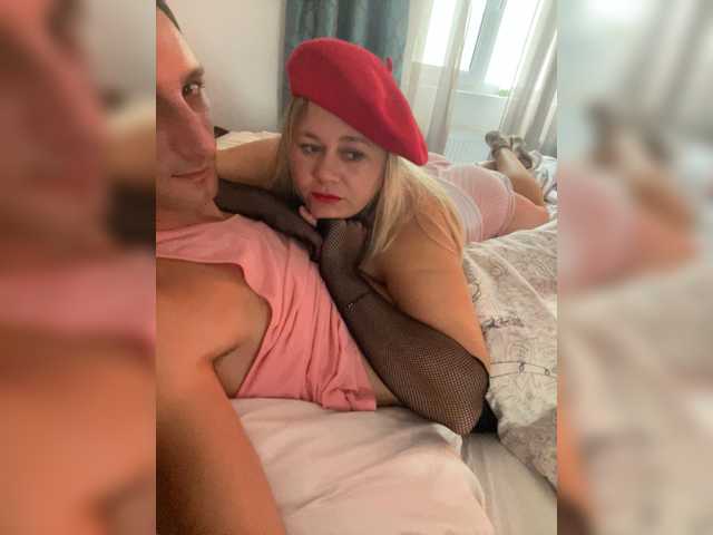 Florincristinel live cam on BongaCams