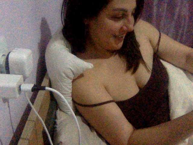 Anna86-2 live cam on BongaCams