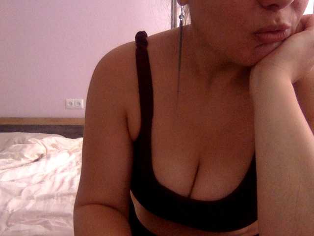 Anna86-2 live cam on BongaCams