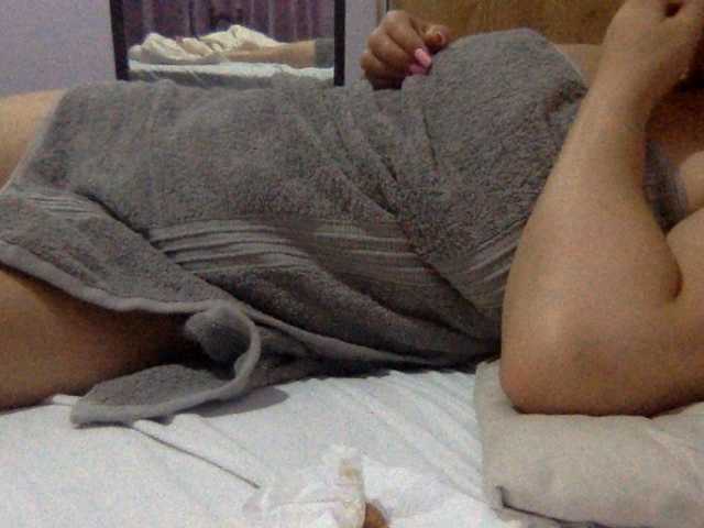 Anna86-2 live cam on BongaCams
