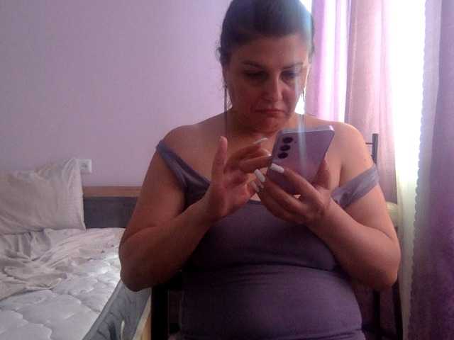Anna86-2 live cam on BongaCams