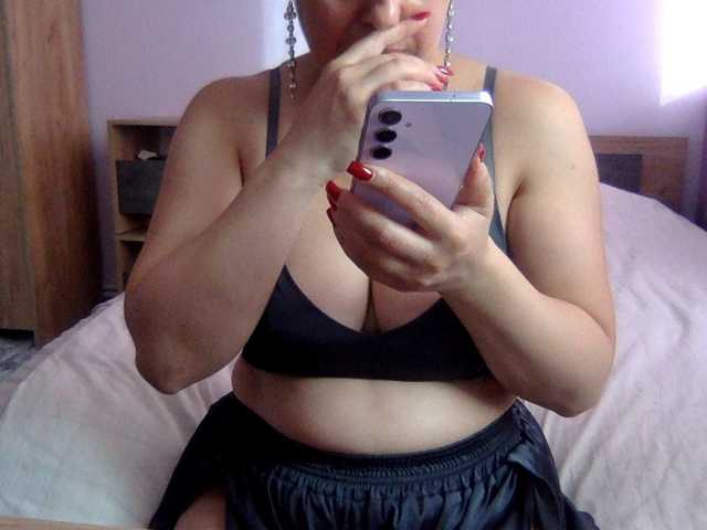 Anna86-2 live cam on BongaCams