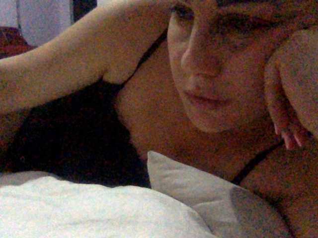 Anna86-2 live cam on BongaCams