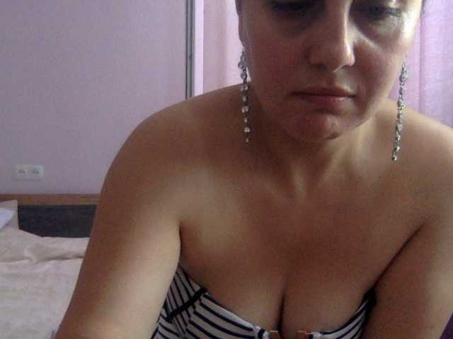 Anna86-2 live cam on BongaCams