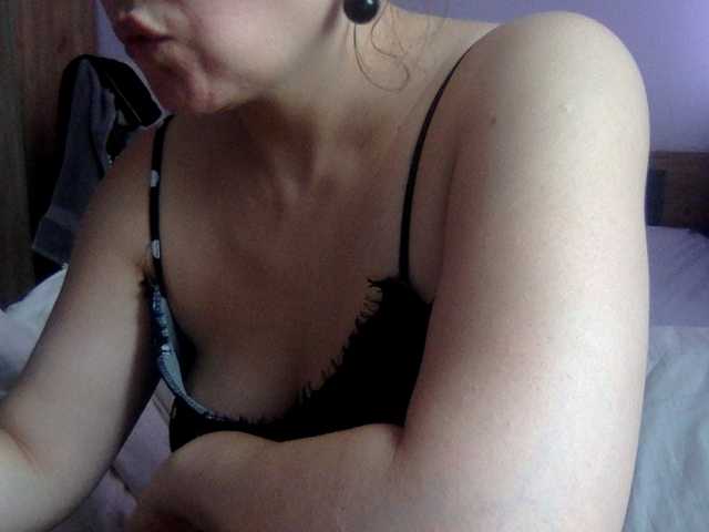Anna86-2 live cam on BongaCams