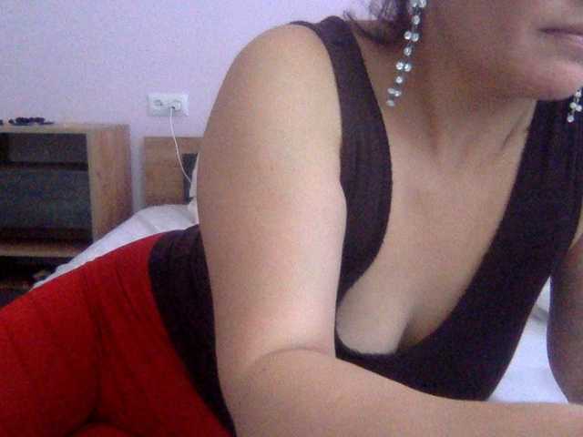 Anna86-2 live cam on BongaCams