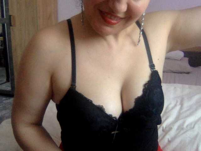 Anna86-2 live cam on BongaCams