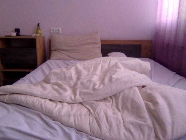 Anna86-2 live cam on BongaCams