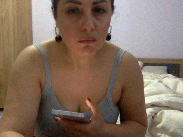 Anna86-2, en directo ahora en BongaCams