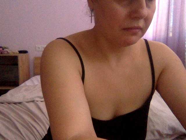 Anna86-2 live cam on BongaCams