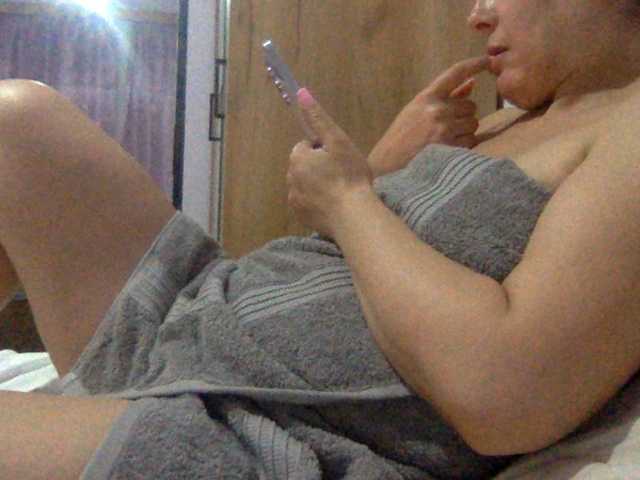 Anna86-2 live cam on BongaCams