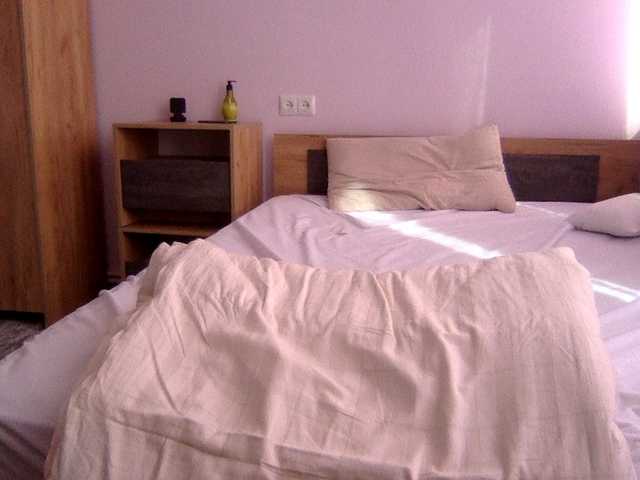 Anna86-2 live cam preview