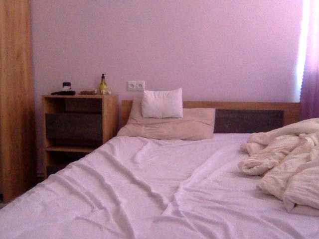 Anna86-2 live cam on BongaCams