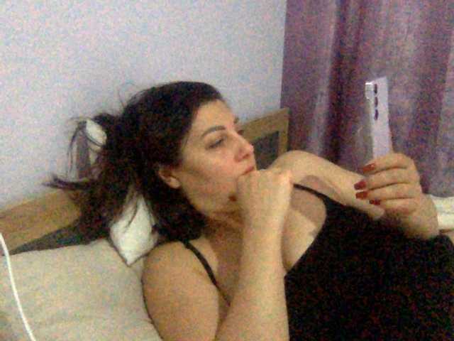 Anna86-2 live cam on BongaCams