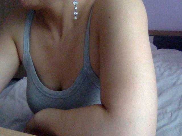 Anna86-2, en directo ahora en BongaCams