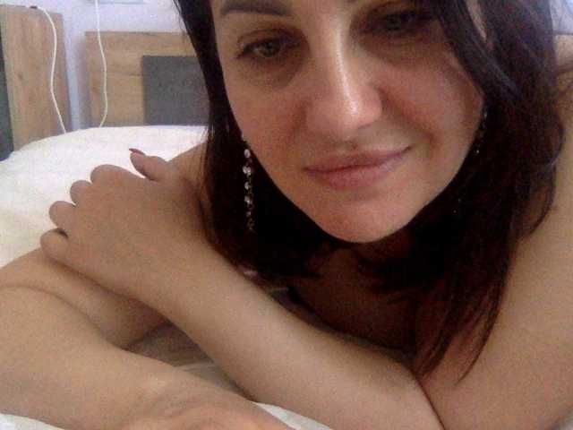 Anna86-2 live cam on BongaCams