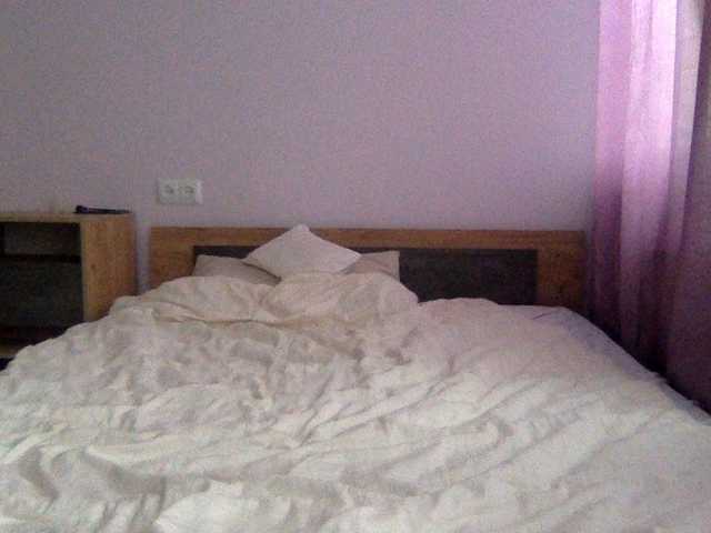 Anna86-2 live cam preview