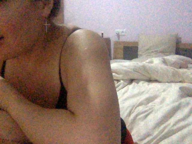 Anna86-2 live cam on BongaCams
