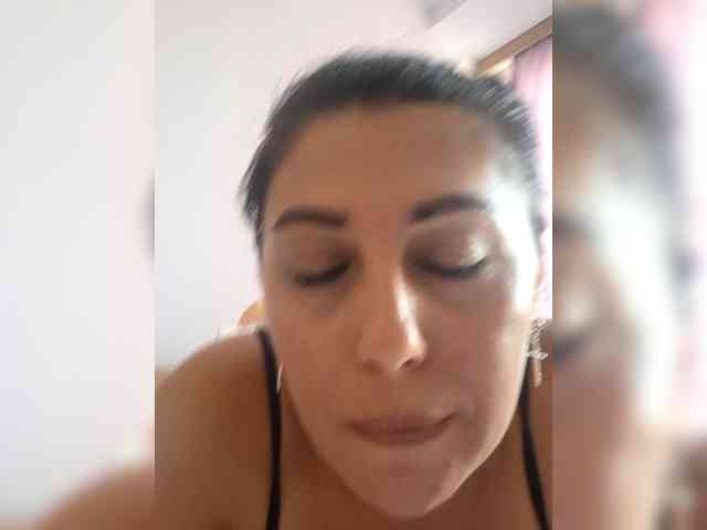 Anna86-2 Live Webcam on BongaCams