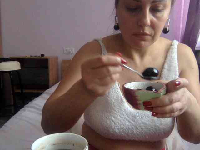 Anna86-2 Live Webcam on BongaCams