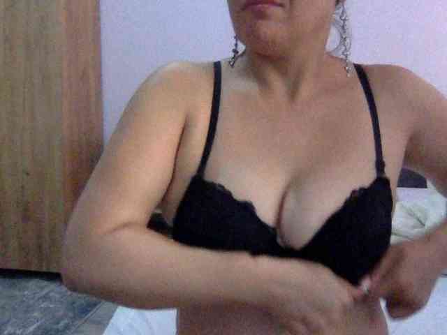 Anna86-2's cam show statistics and live stream