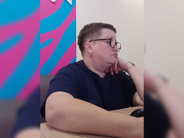 EK25 live cam on BongaCams