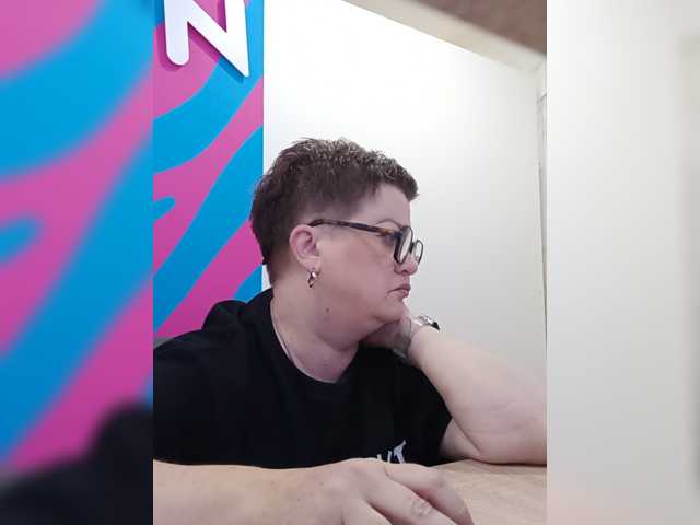 EK25, live now on BongaCams