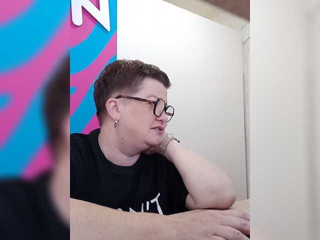 LeraVV live cam preview