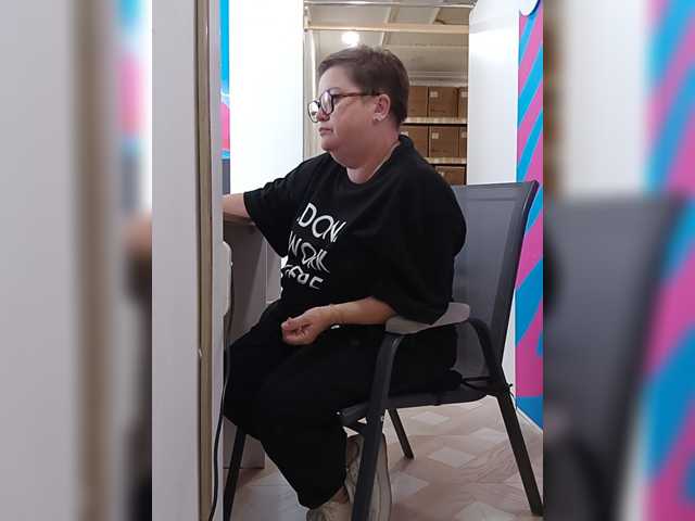 EK25 live cam on BongaCams