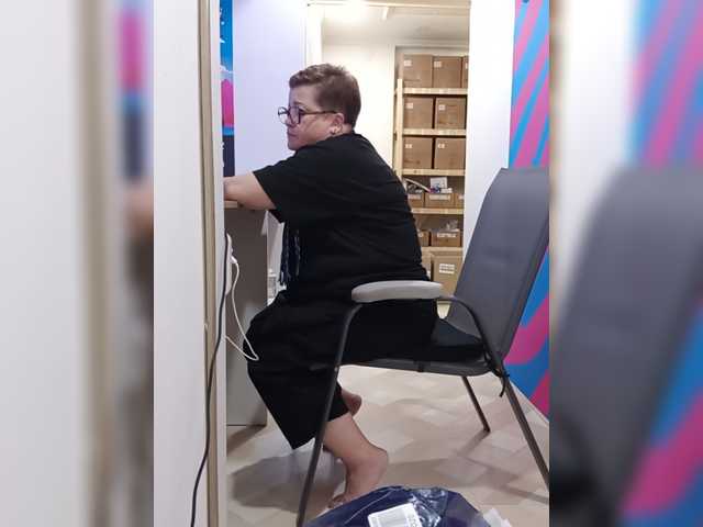 EK25 live cam on BongaCams
