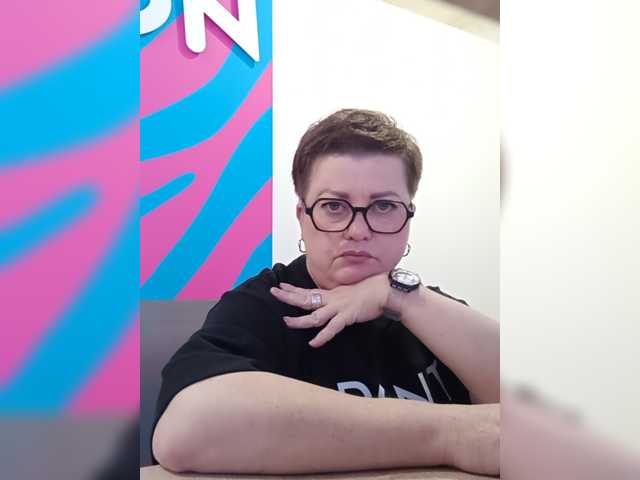 EK25 live cam on BongaCams