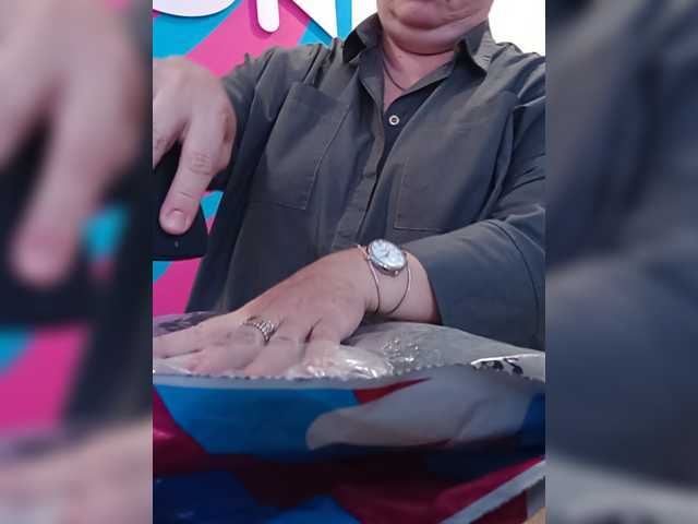 EK25 live cam on BongaCams