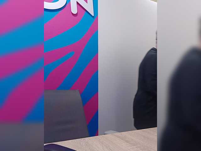 EK25, en directo ahora en BongaCams