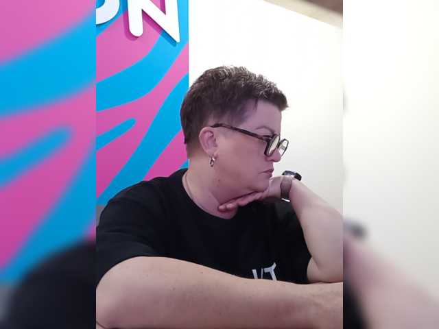 LeraVV live cam preview