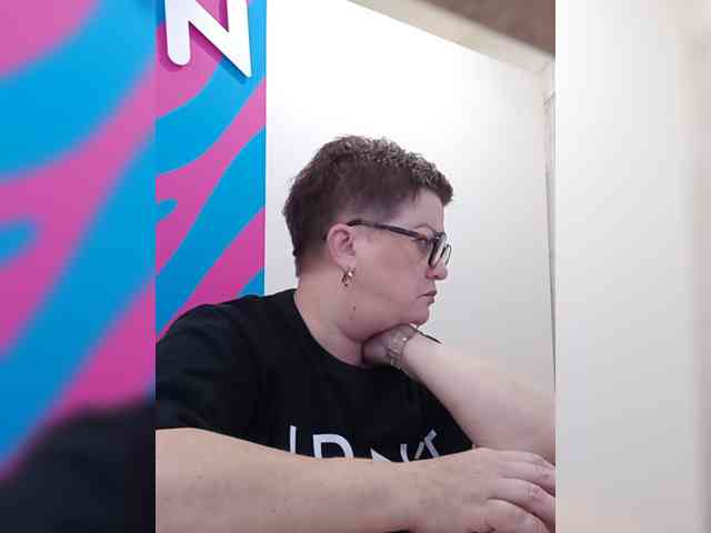 LeraVV webcam