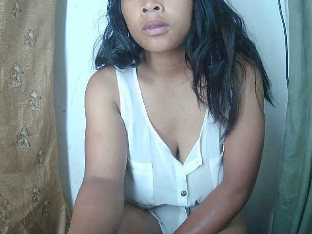 NanieCute live cam on BongaCams