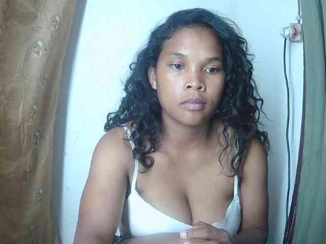 NanieCute webcam