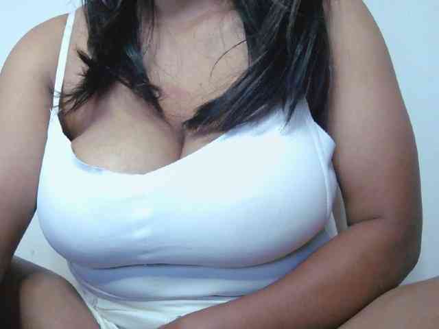 NanieCute webcam