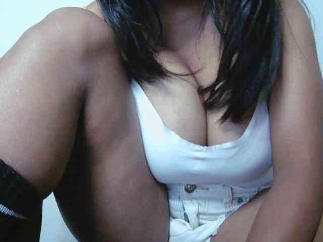 NanieCute webcam