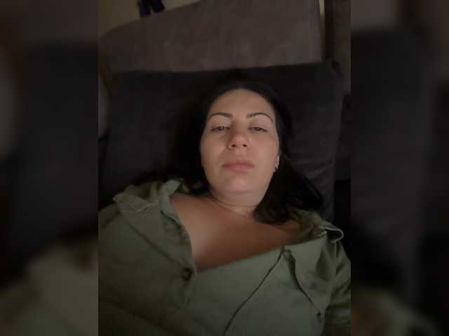 CarlaMede live cam on BongaCams