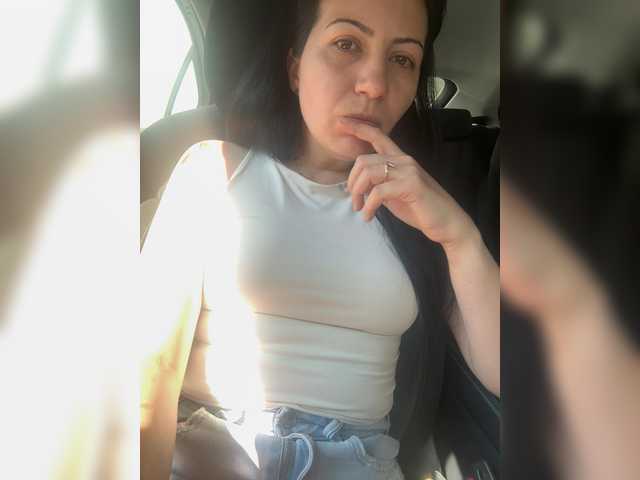 CarlaMede live cam on BongaCams