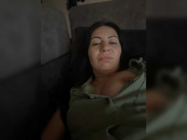 CarlaMede live cam on BongaCams