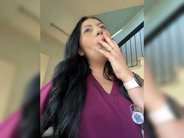 CarlaMede live cam on BongaCams