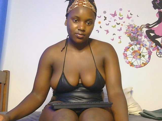 Crazy1Angels — live female cam