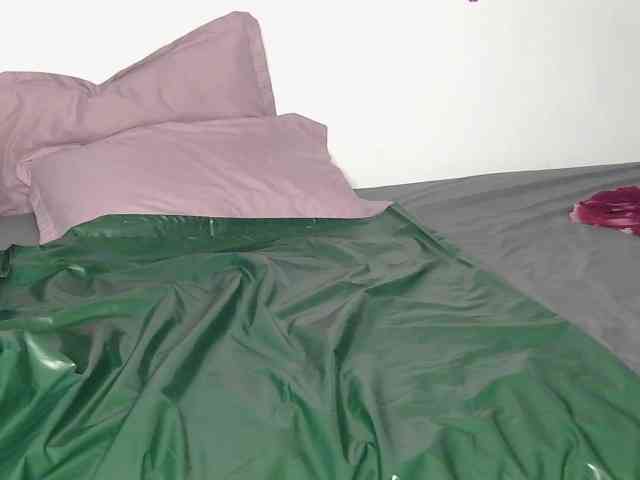 Crazy1Angels webcam